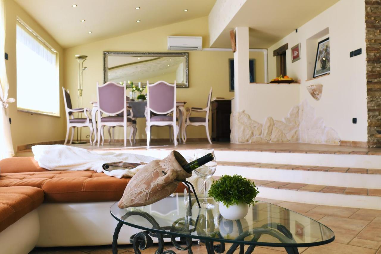 *****Pool House With Beautiful Seaview,Big Garden And Old Tavern***** Rijeka Exteriér fotografie